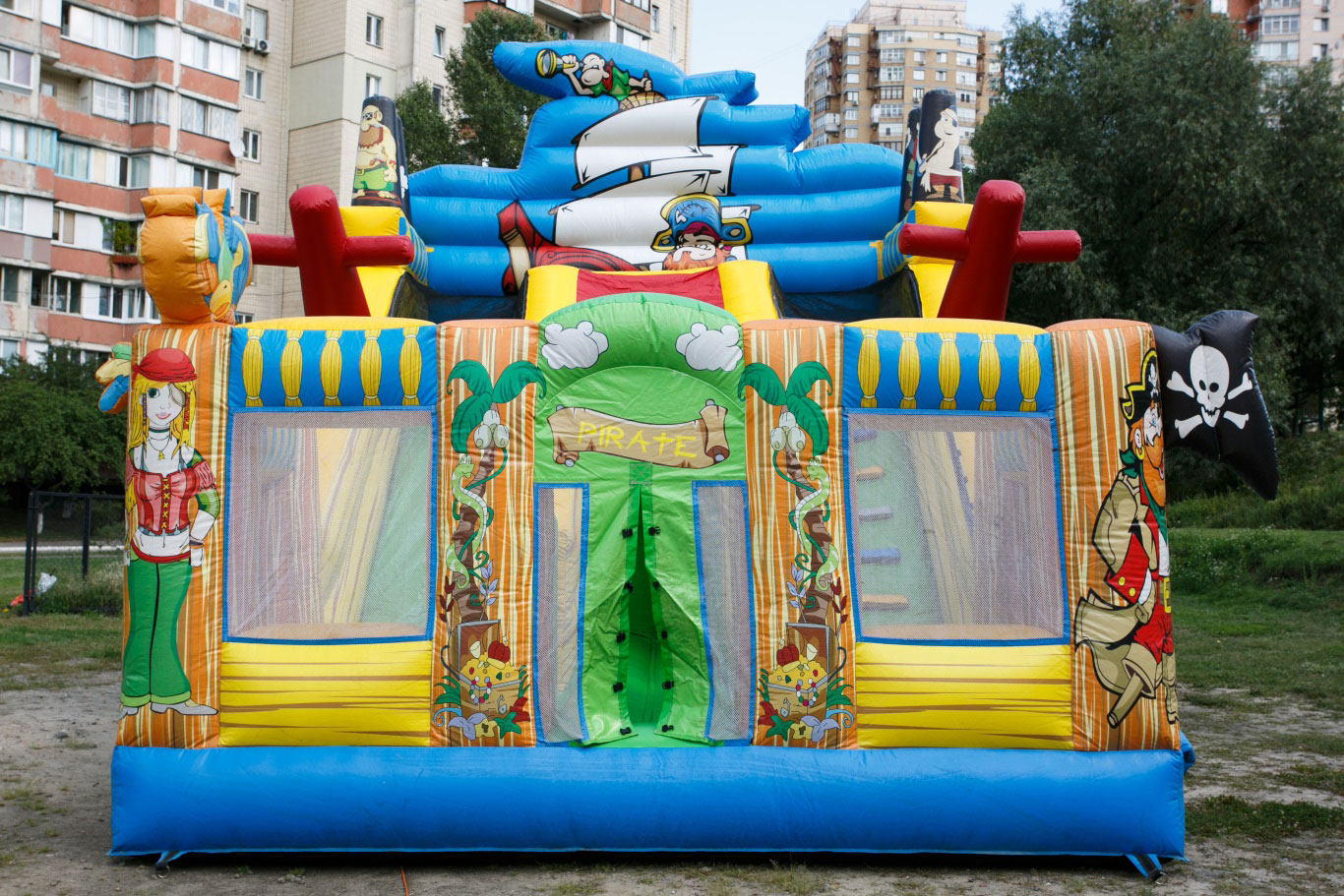 Батут "Піратська Гірка"
